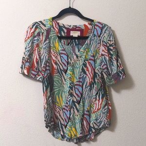 Maeve by Anthropologie Tropical Abstract Button Down Top